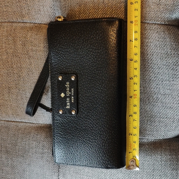 Kate Spade Wristlet Wallet - Picture 7 of 11